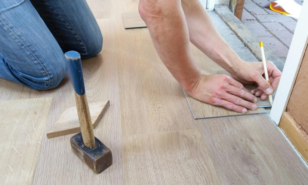 How to install laminate flooring