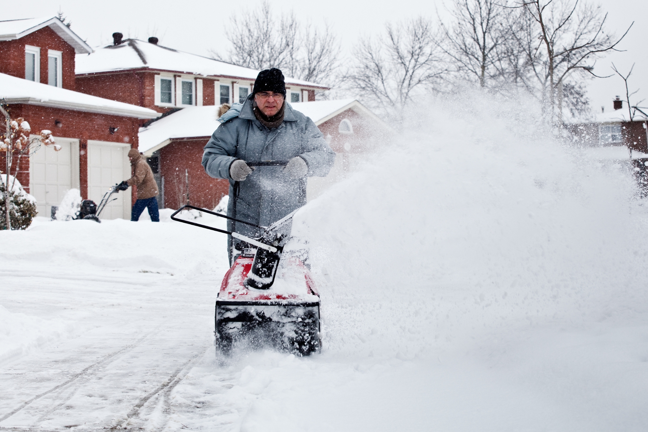 You are currently viewing 5 Best Battery-Powered Snow Blowers for 2024